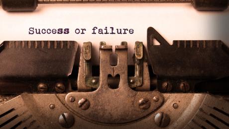 Old typewriter with words Success of Failure 